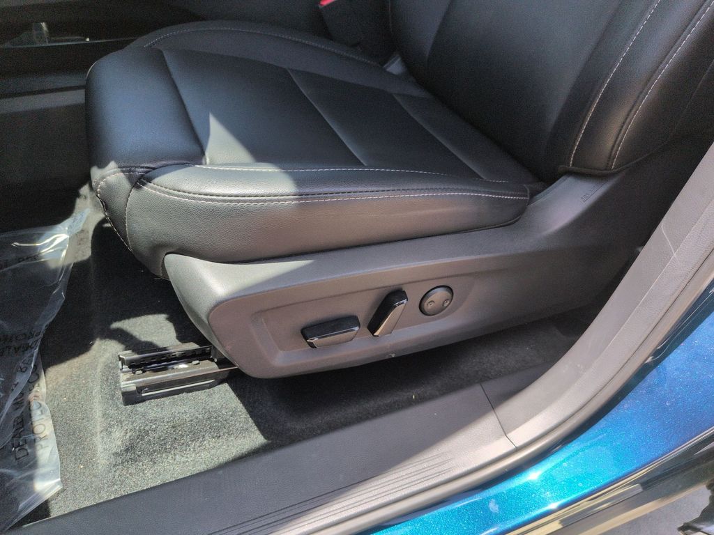 2025 Nissan Murano SL - Photo 12