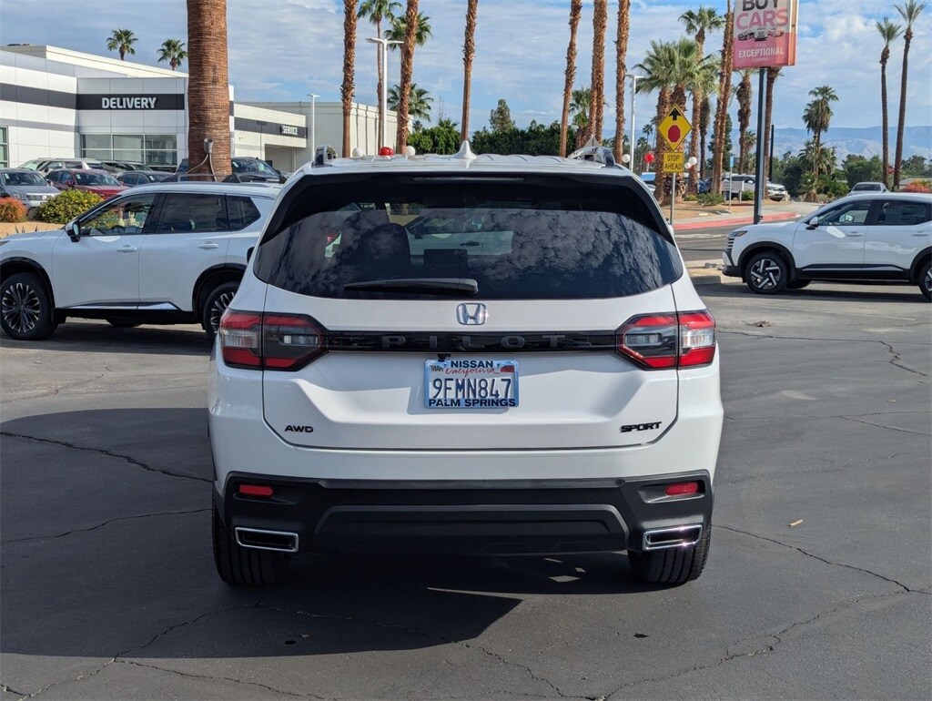 2023 Honda Pilot Sport photo 3