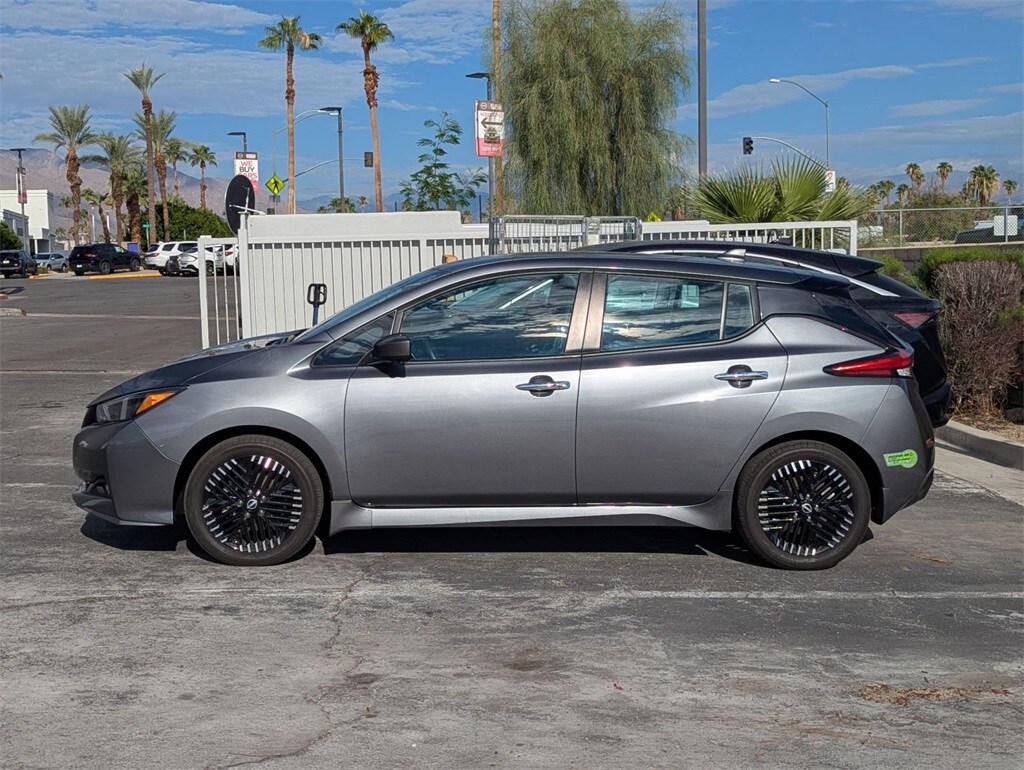 2023 Nissan Leaf SV Plus photo 3