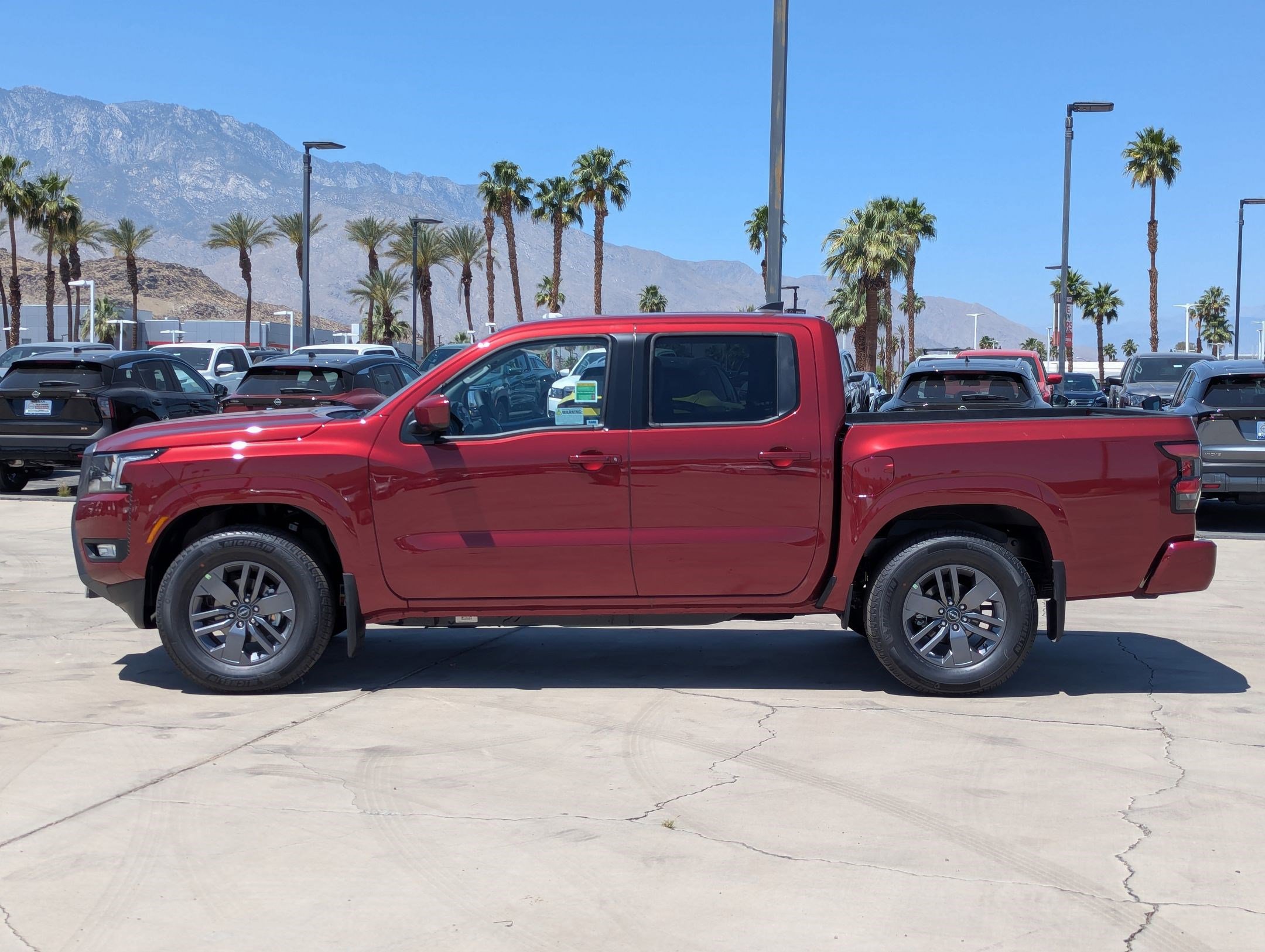 2025 Nissan Frontier SV photo 3