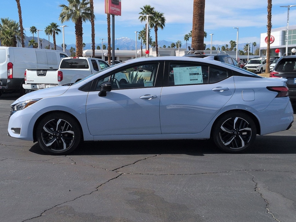 New 2025 Nissan Versa 1.6 SR Sedan