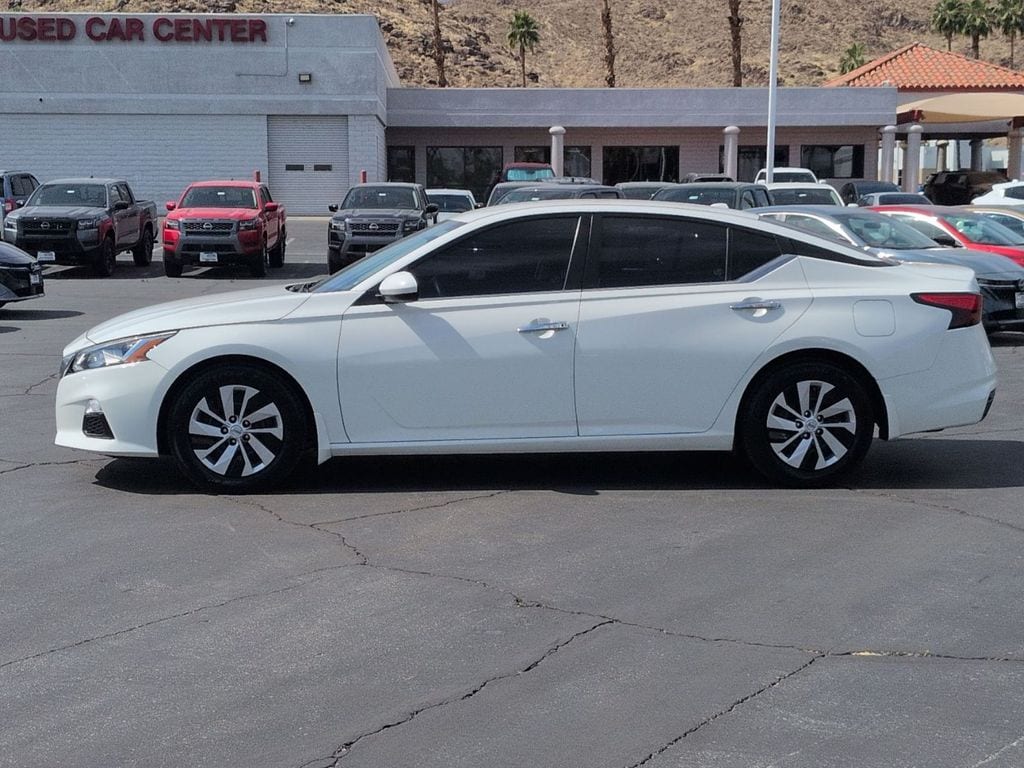 2020 Nissan Altima 2.5 S photo 2