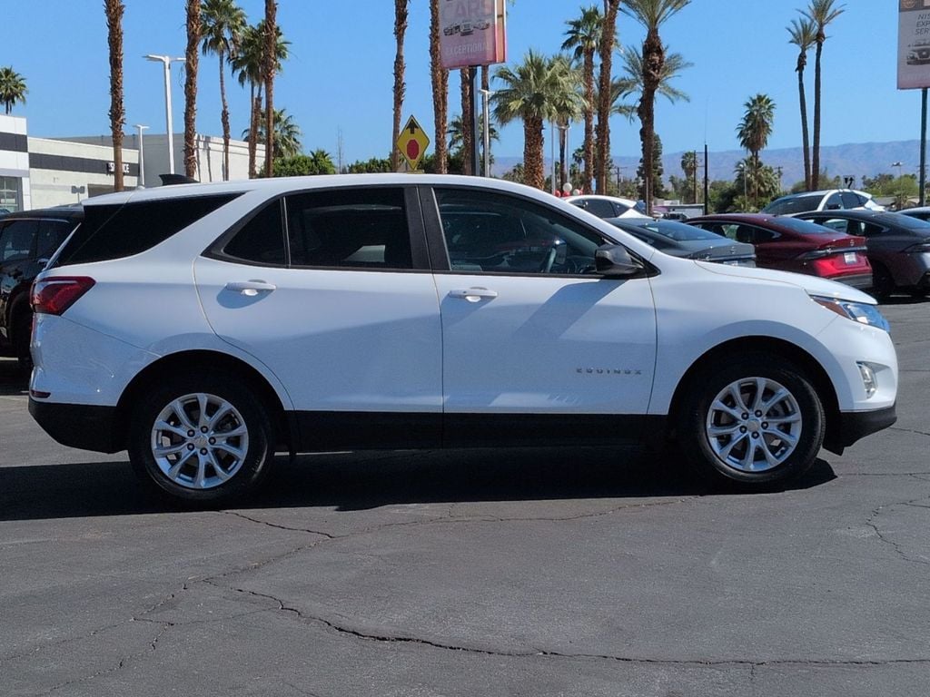 2020 Chevrolet Equinox LS photo 4