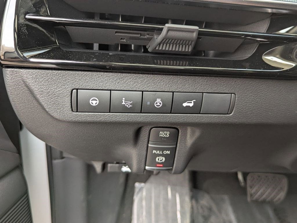 2025 Nissan Murano Platinum - Photo 13