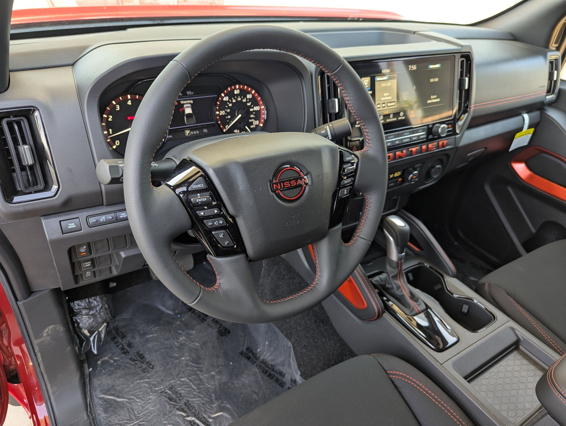 2025 Nissan Frontier PRO-X photo 2