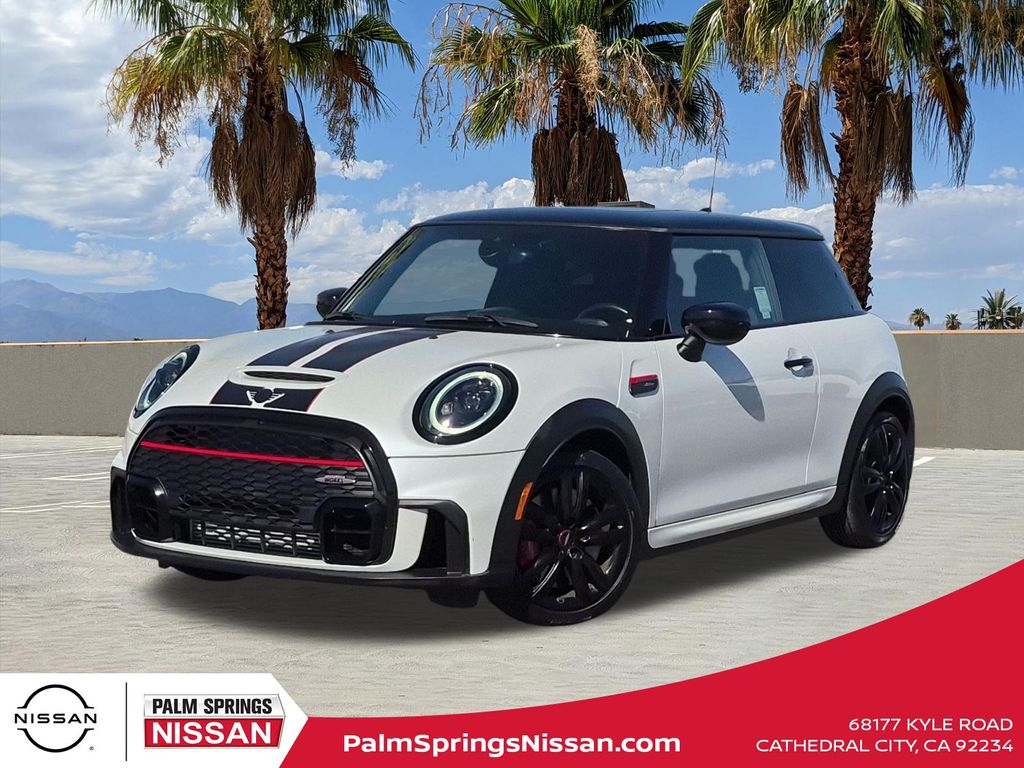 2024 MINI Hardtop John Cooper Works's photo