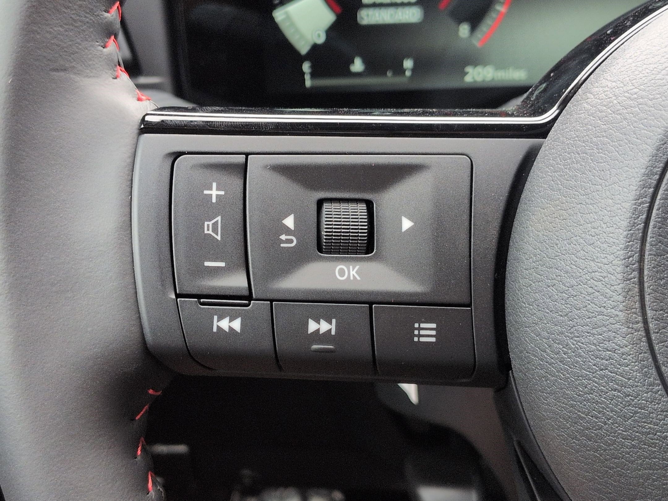 2026 Nissan KICKS SR - Photo 14