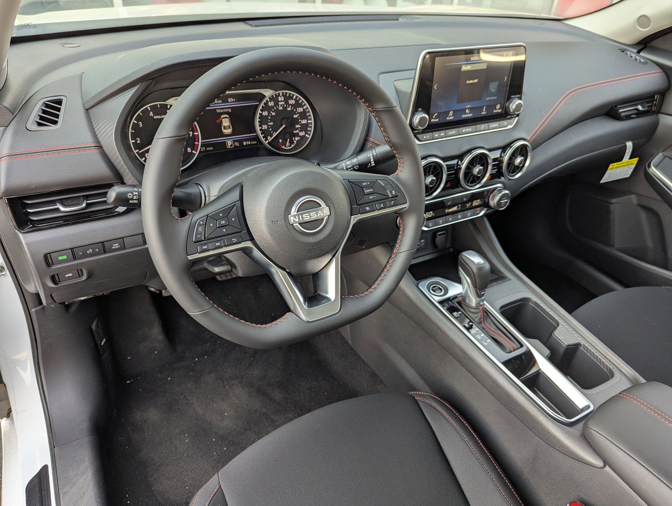 2025 Nissan Sentra SR photo 2