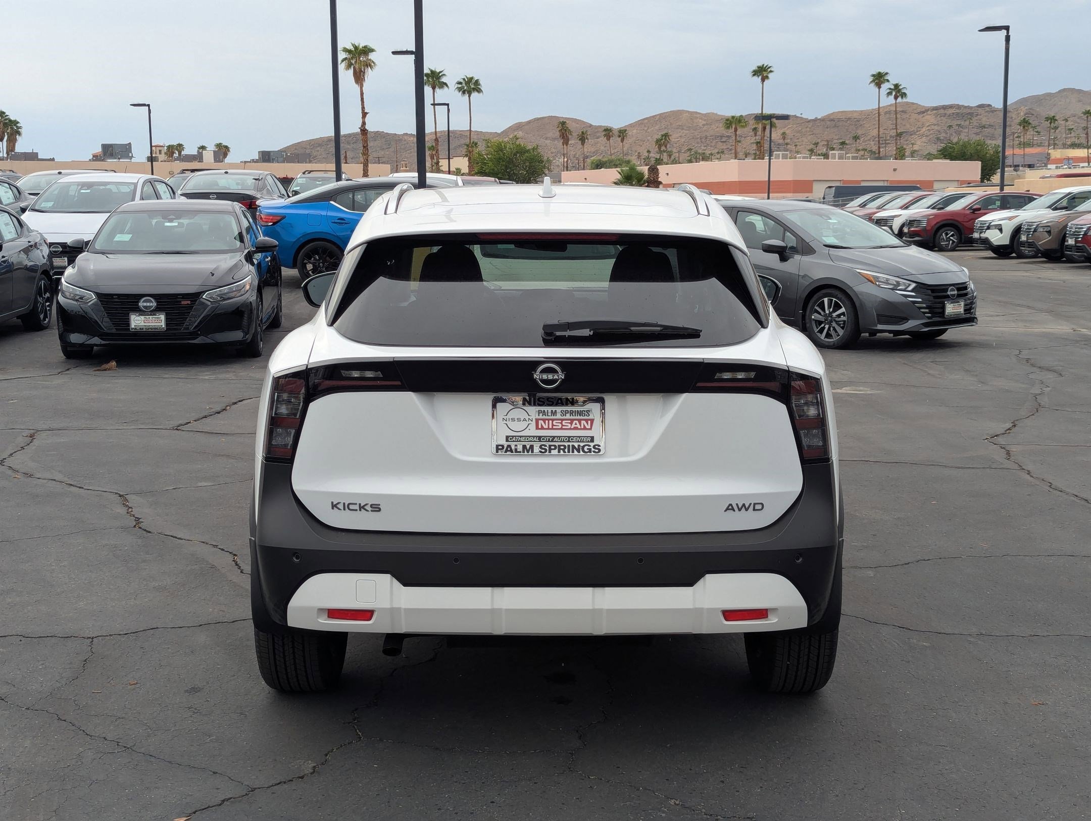 2025 Nissan Kicks SV photo 2