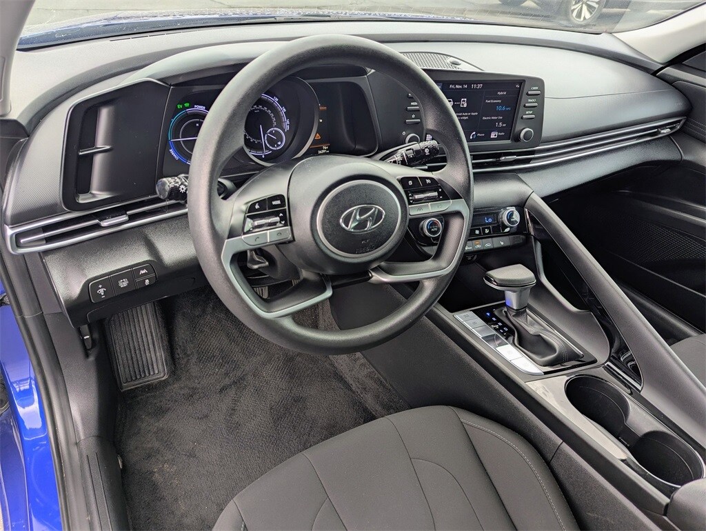 Used 2023 Hyundai Elantra Hybrid Blue Sedan