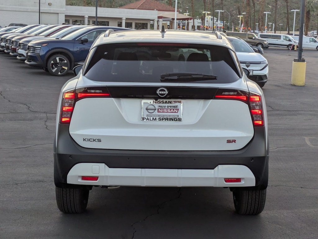 New 2026 Nissan Kicks SR SUV
