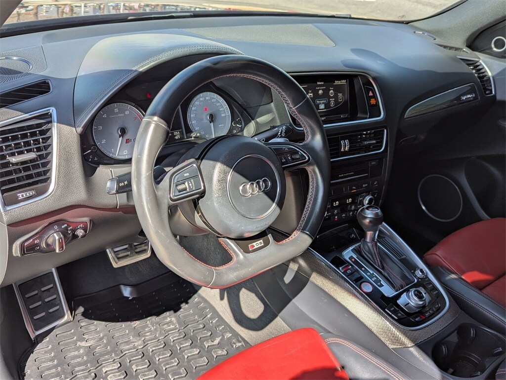 2017 Audi SQ5 Premium Plus photo 2