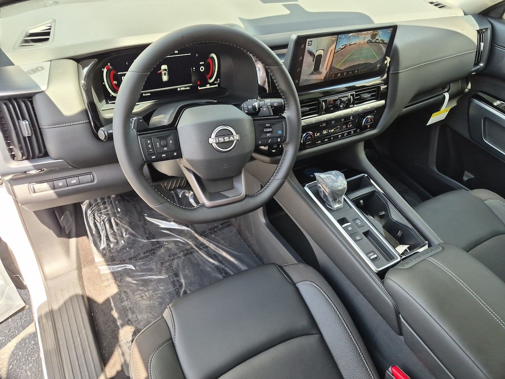 New 2026 Nissan Pathfinder SL SUV