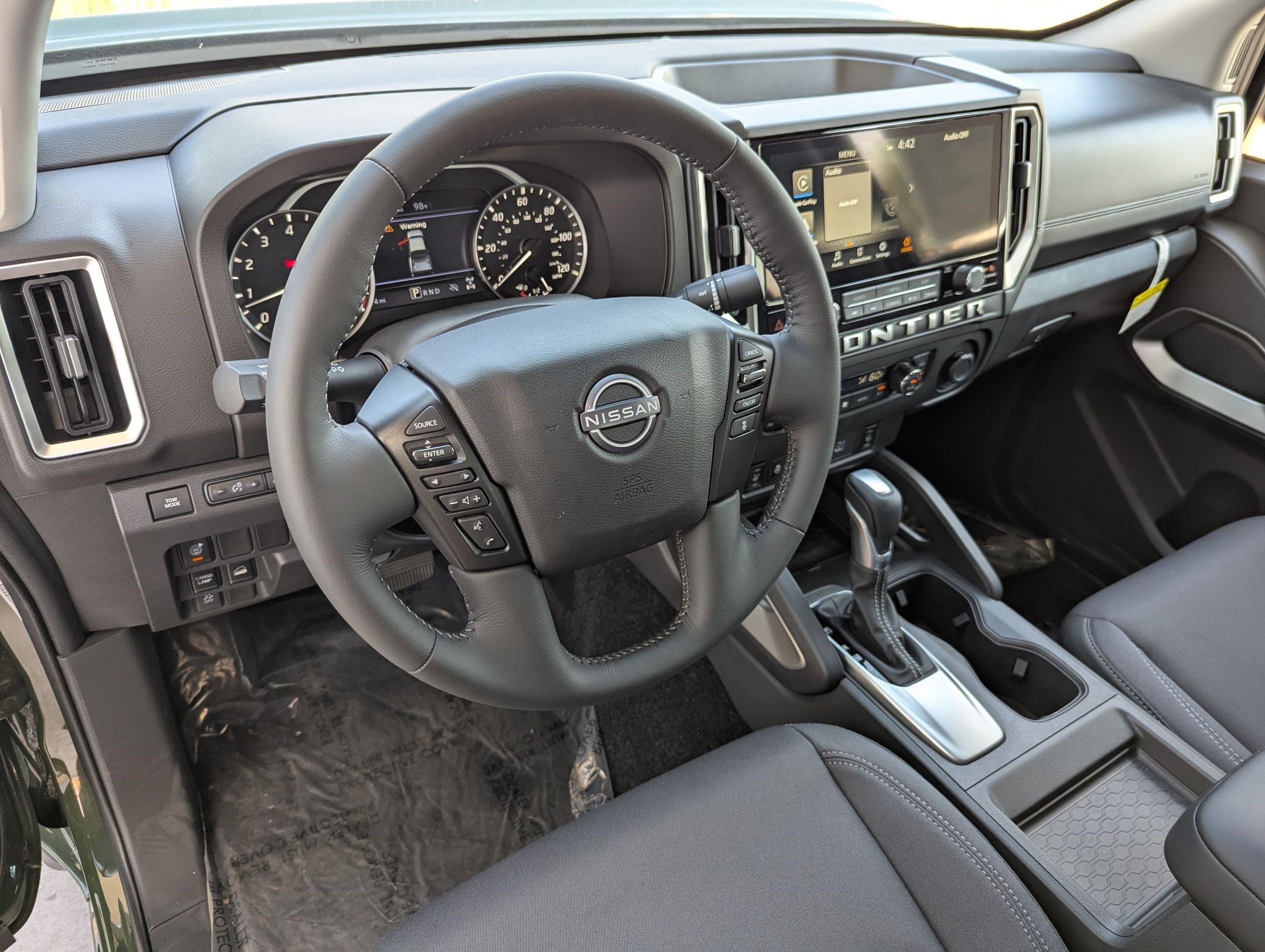 2025 Nissan Frontier SV photo 2