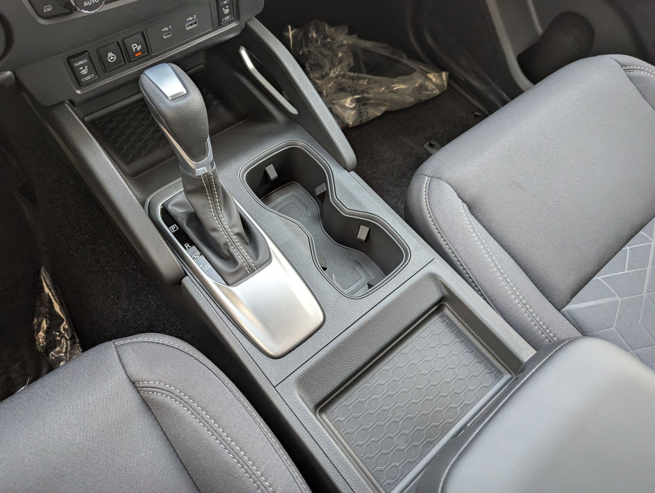 2025 Nissan Frontier SV - Photo 19