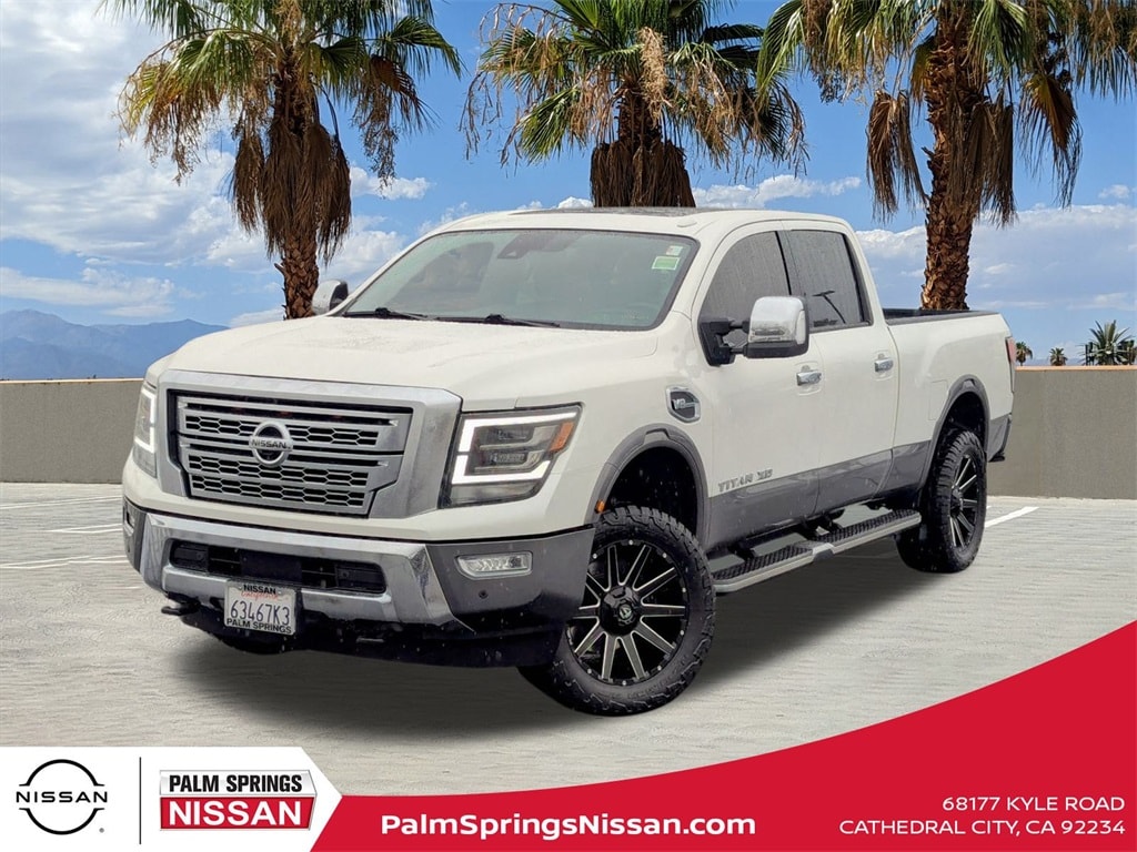 2021 Nissan Titan XD Platinum Reserve's photo