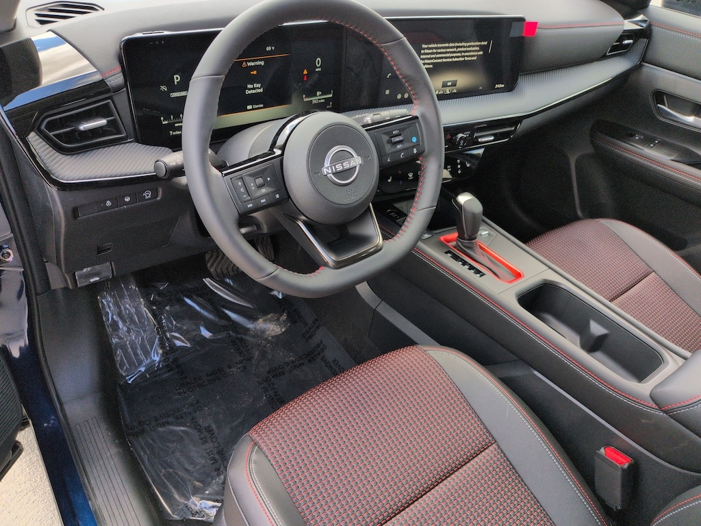 New 2026 Nissan Kicks SR SUV