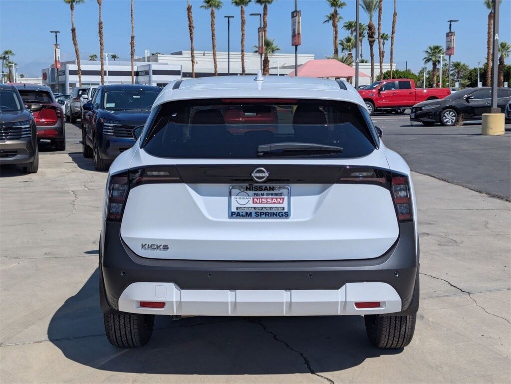 New 2025 Nissan Kicks SV SUV