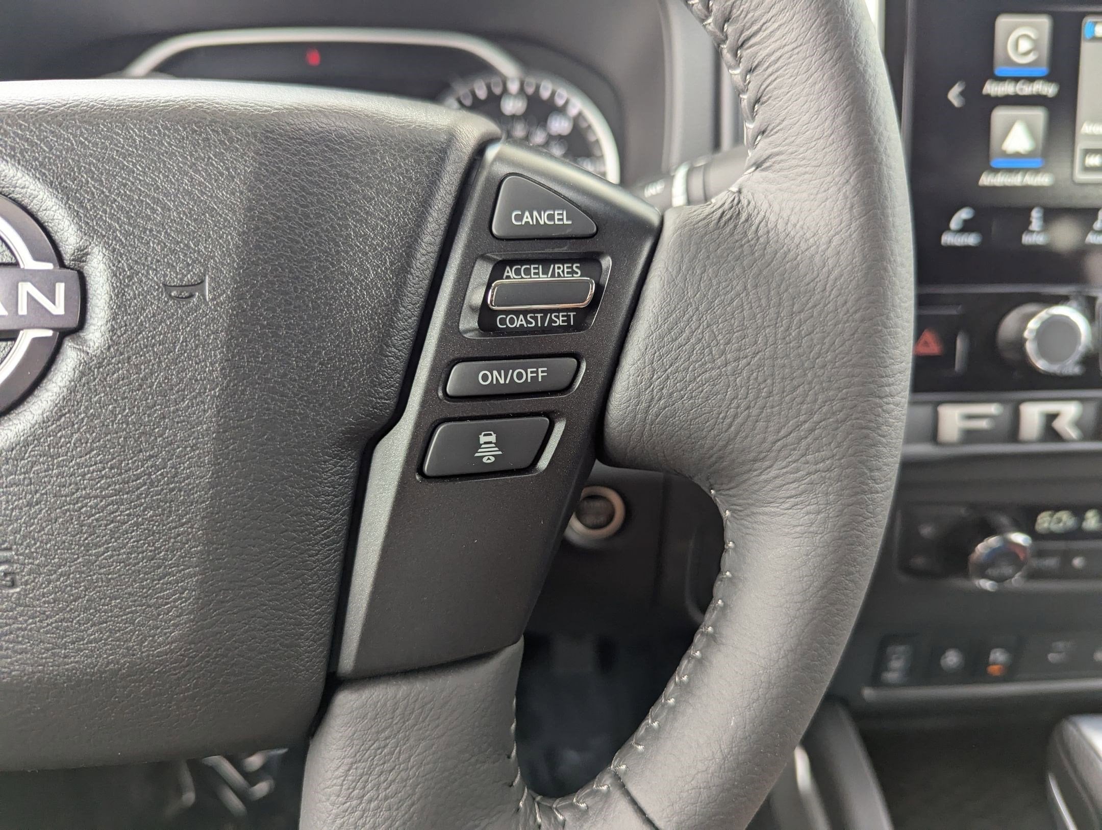 2025 Nissan Frontier SV - Photo 15