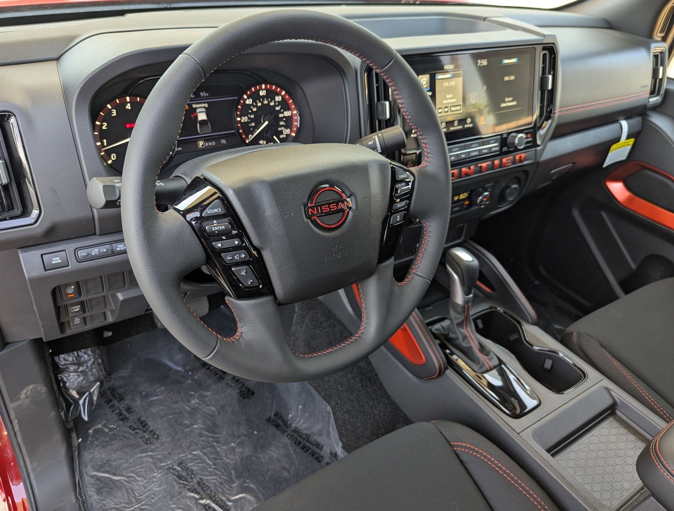 2025 Nissan Frontier PRO-X photo 2