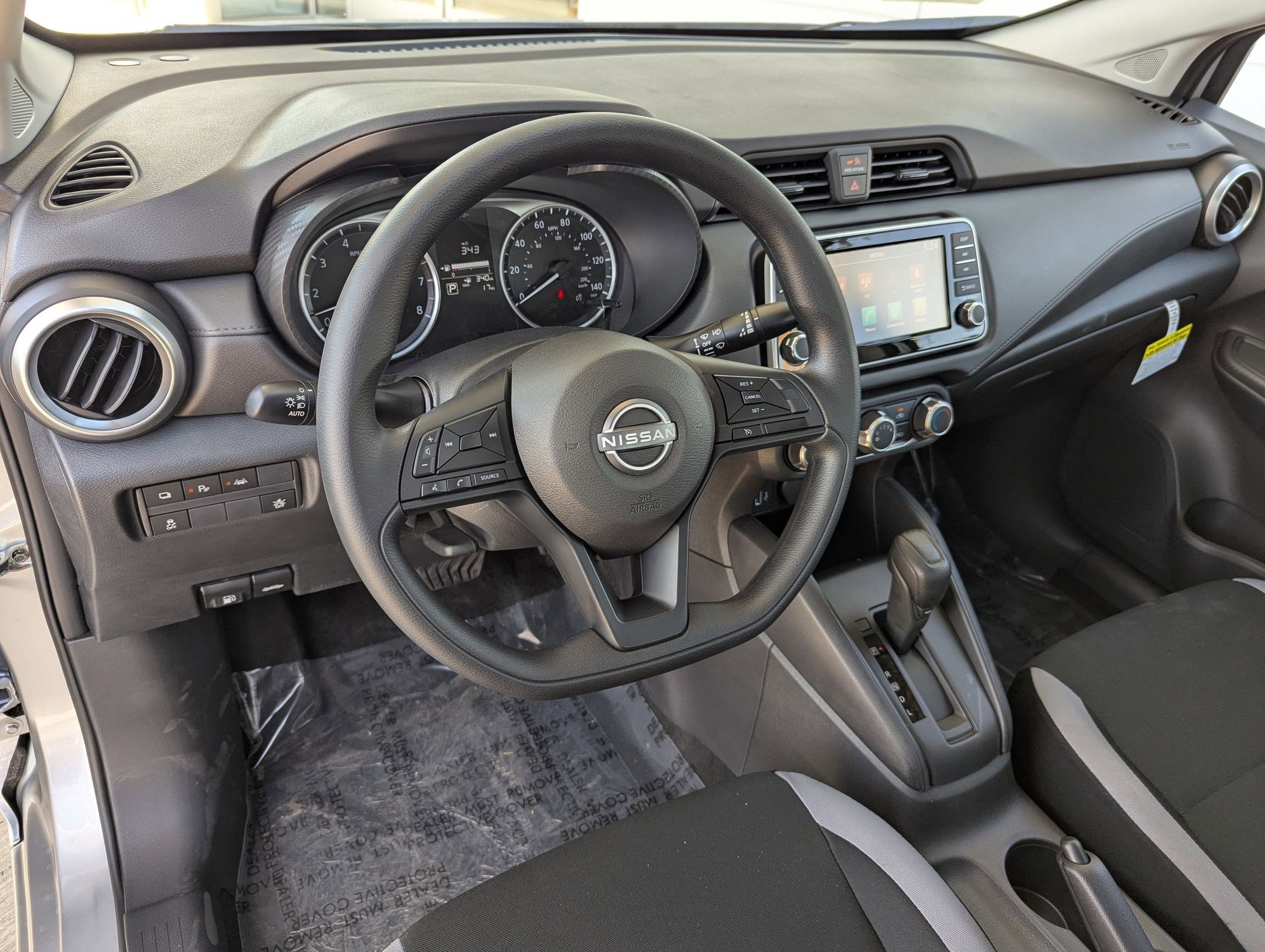 2025 Nissan Versa 1.6 S photo 2