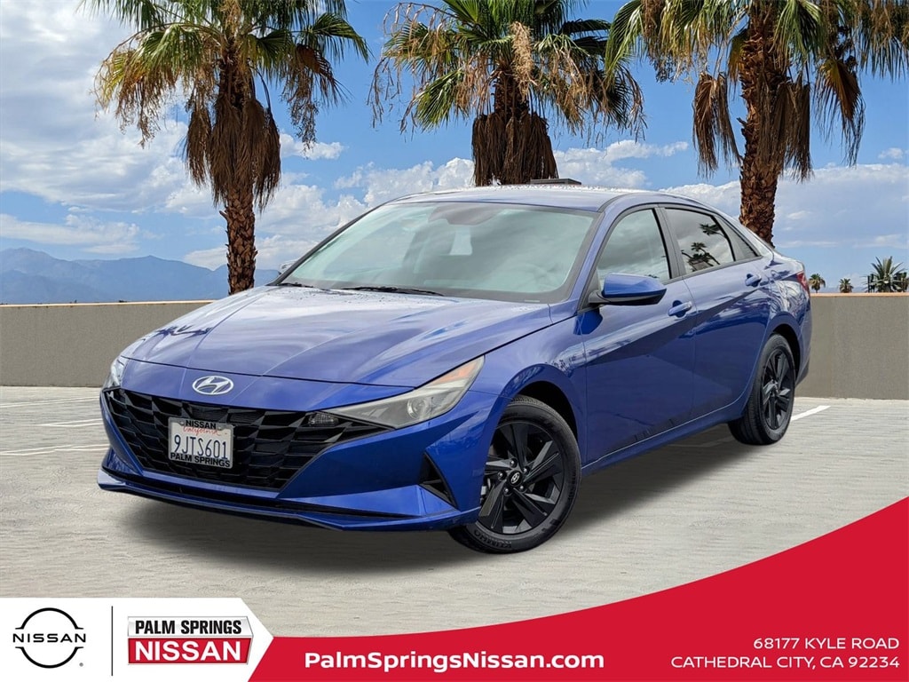 Used 2023 Hyundai Elantra Hybrid Blue Sedan