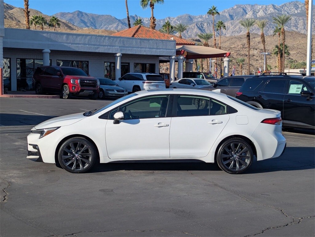 2023 Toyota Corolla Hybrid photo 3