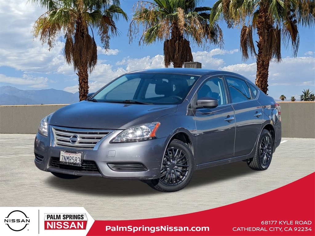 2015 Nissan Sentra S's photo