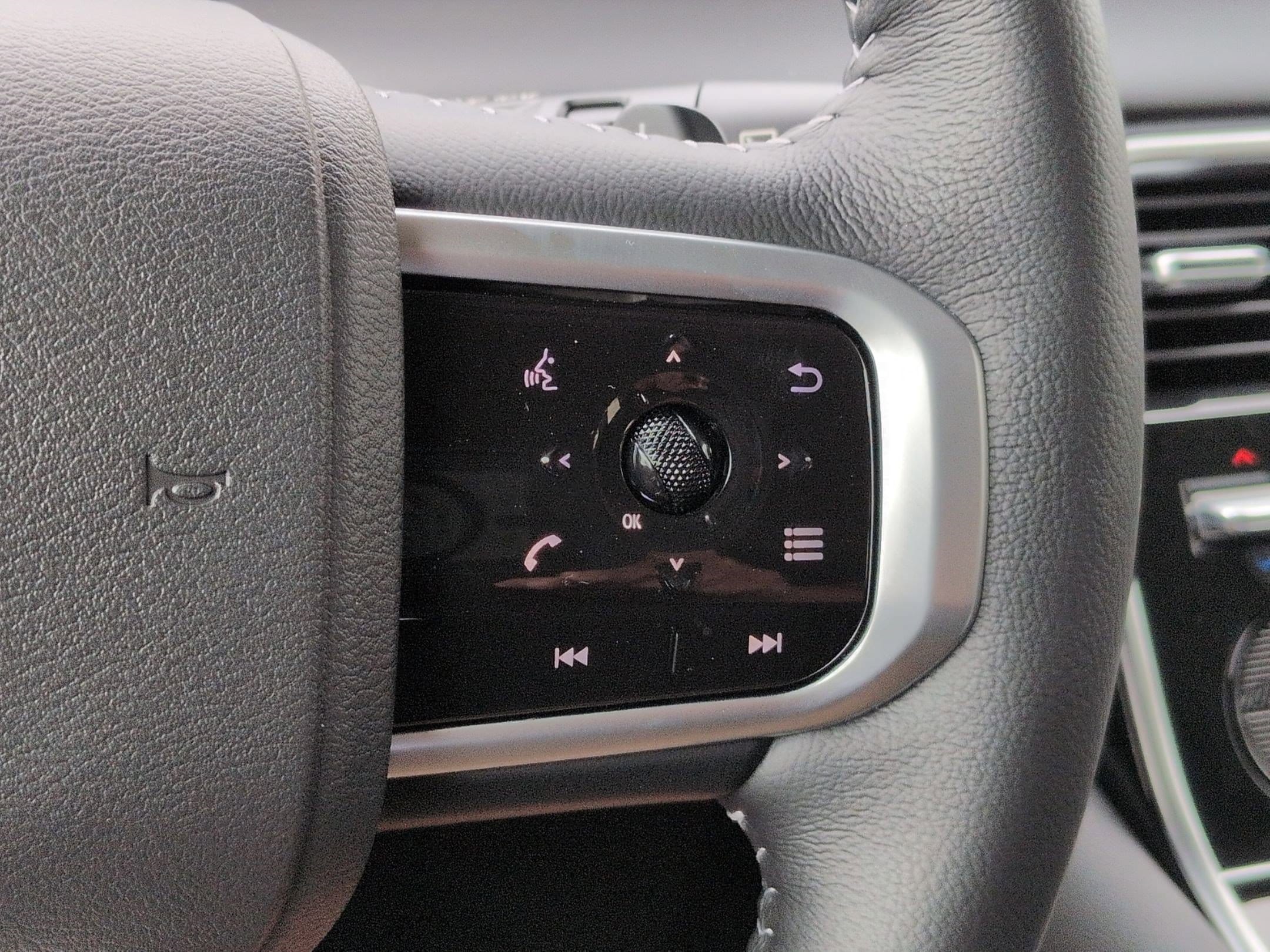 2026 Nissan Armada SV - Photo 15