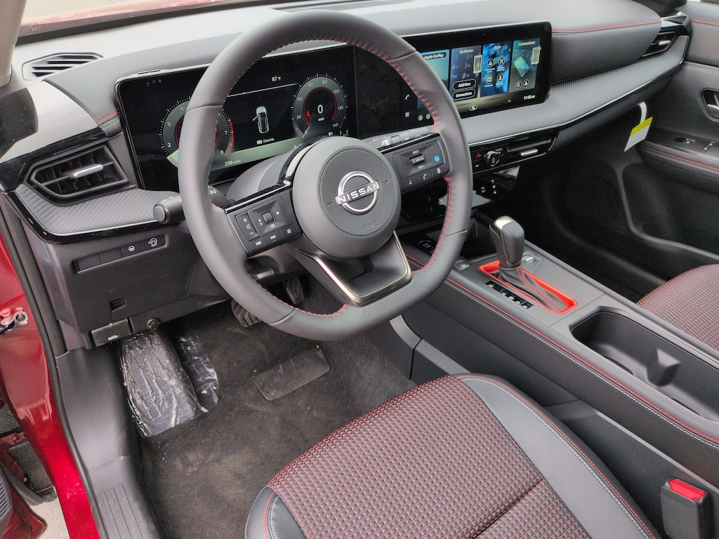 New 2026 Nissan Kicks SR SUV