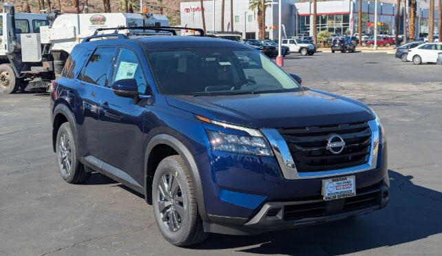 2025-nissan-pathfinder.jpg