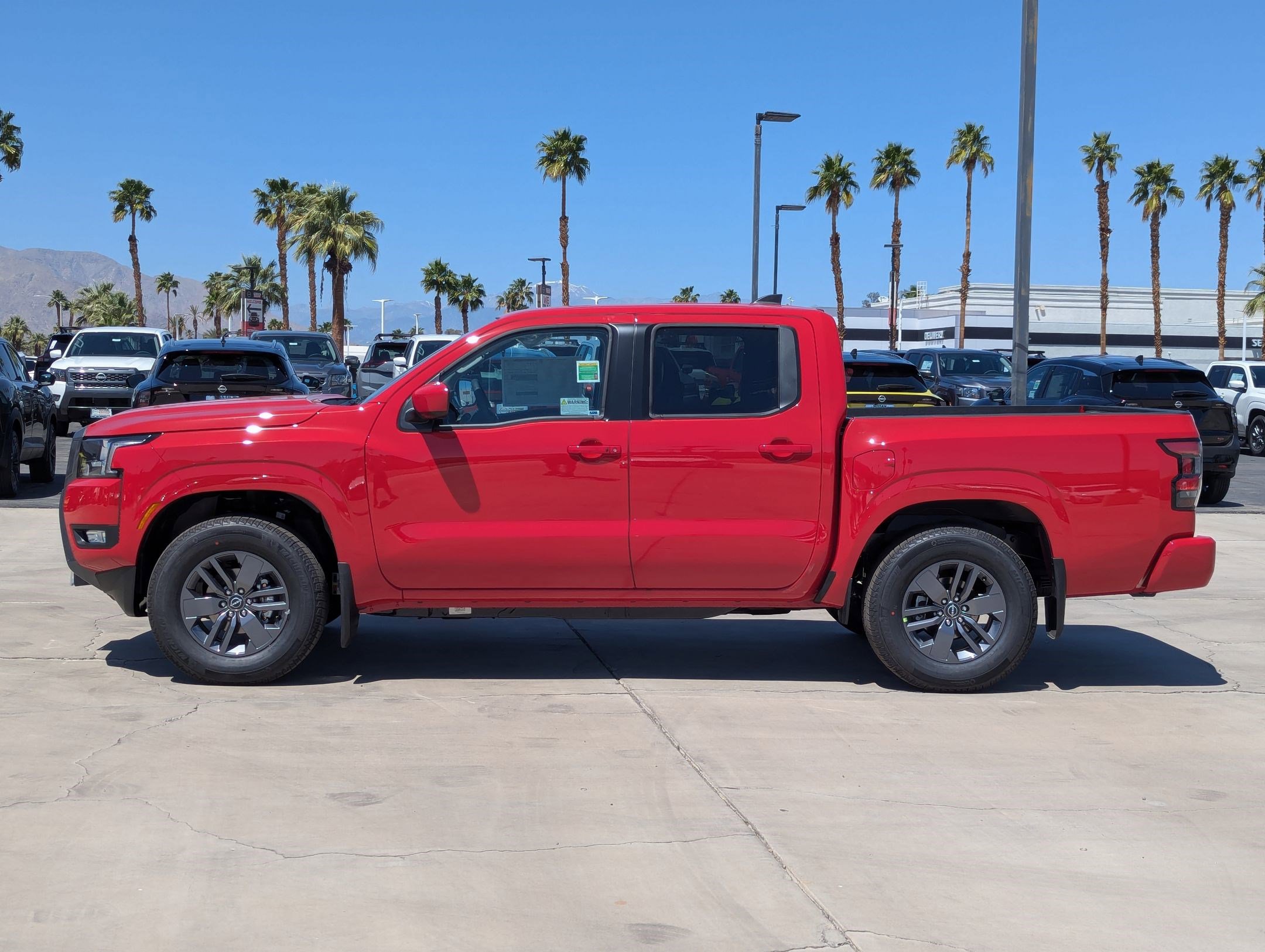 2025 Nissan Frontier SV photo 3