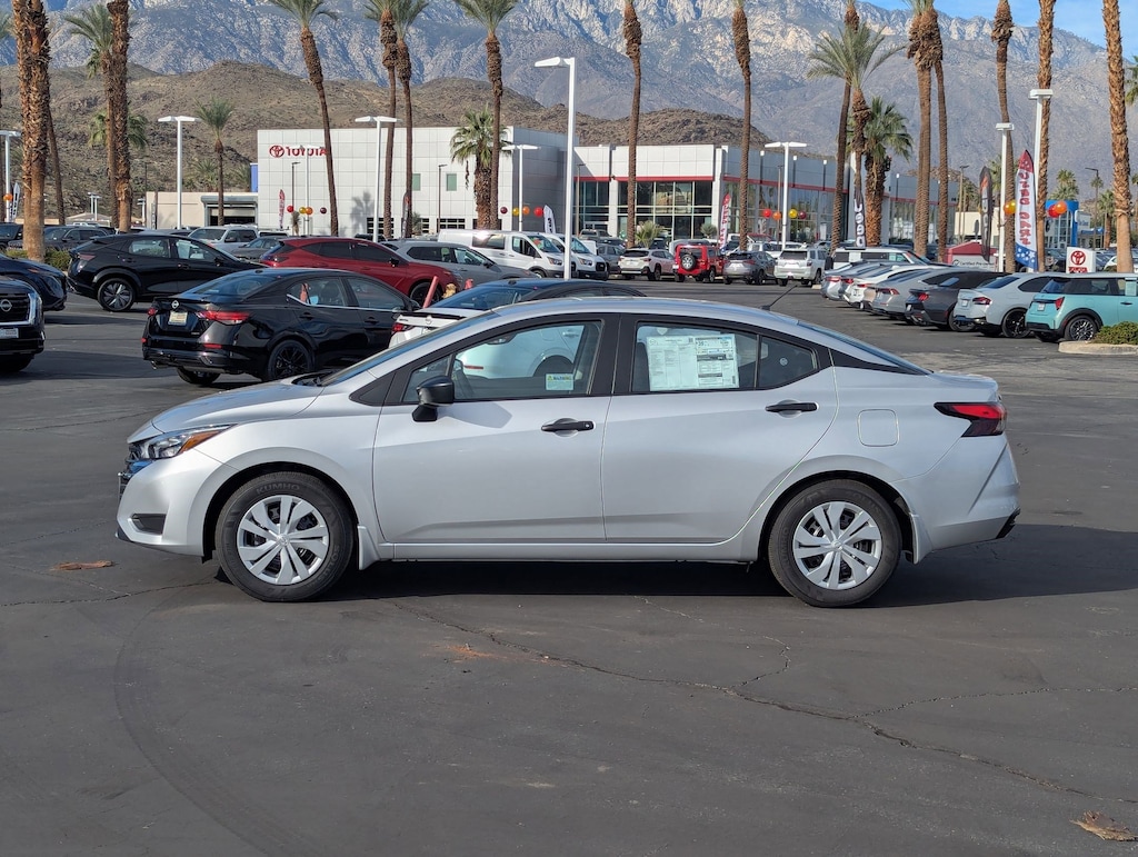 New 2025 Nissan Versa 1.6 S Sedan