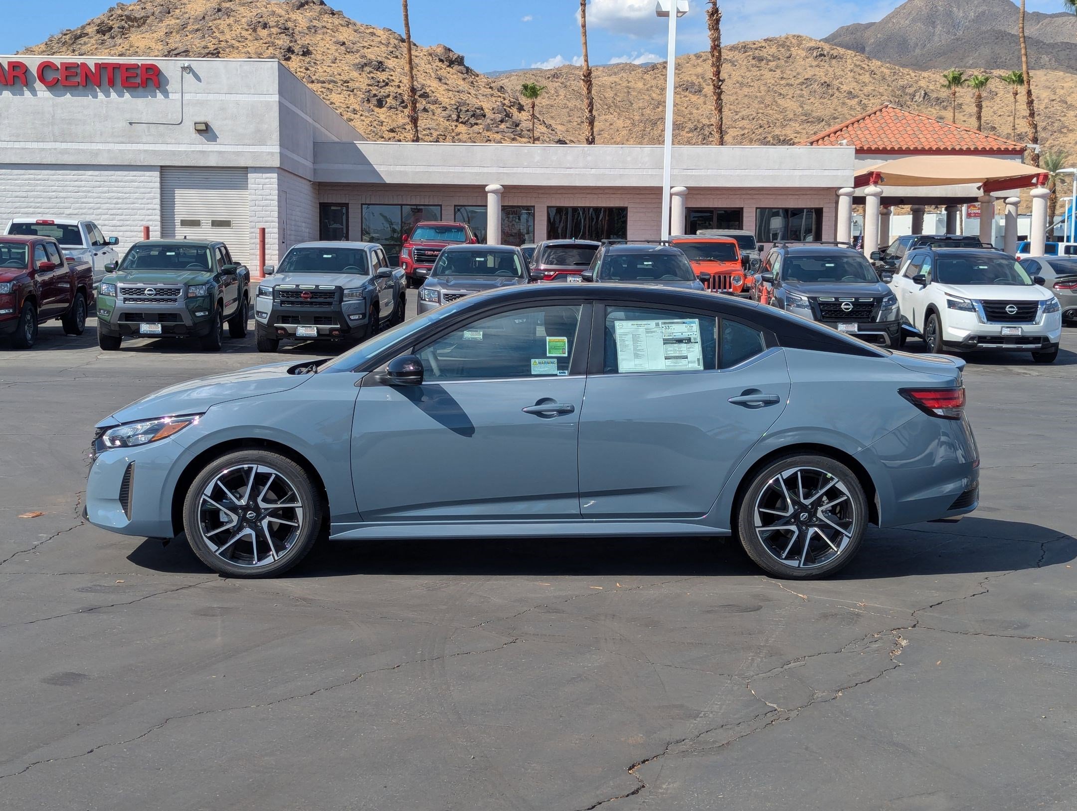 2025 Nissan Sentra SR photo 3
