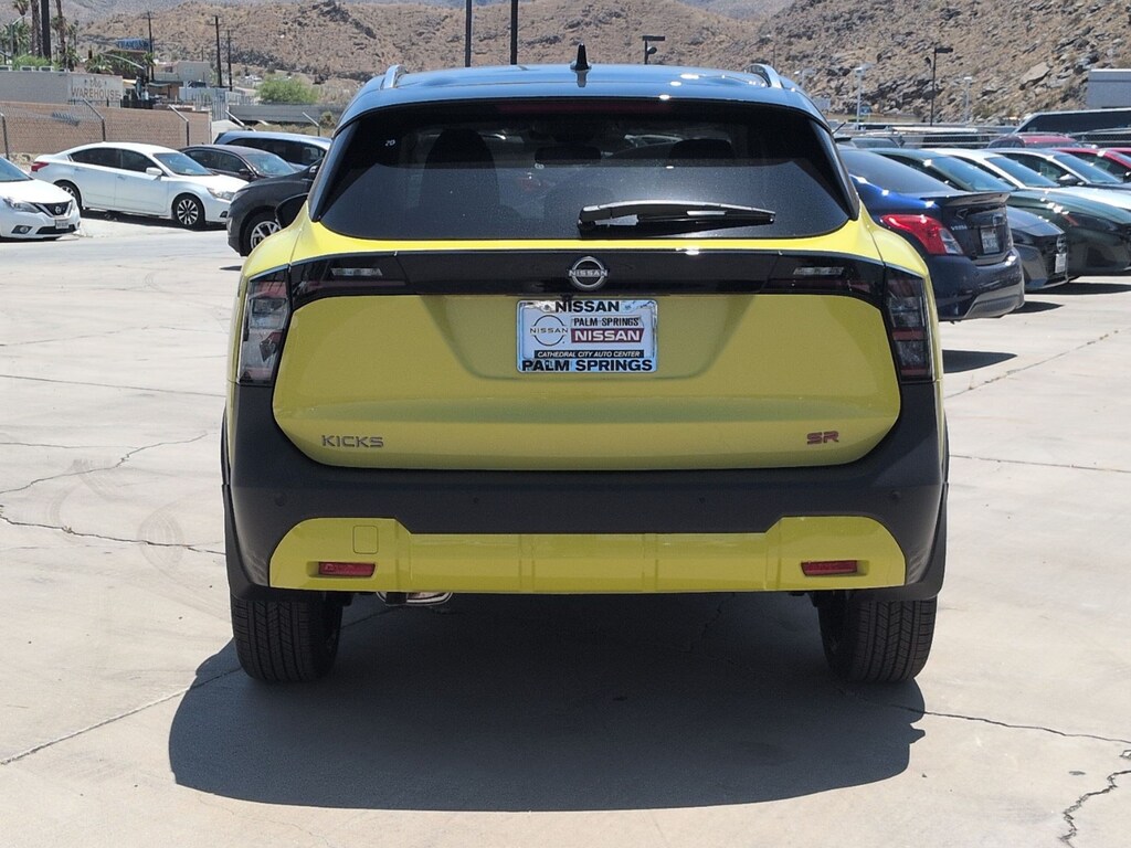 New 2026 Nissan Kicks SR SUV