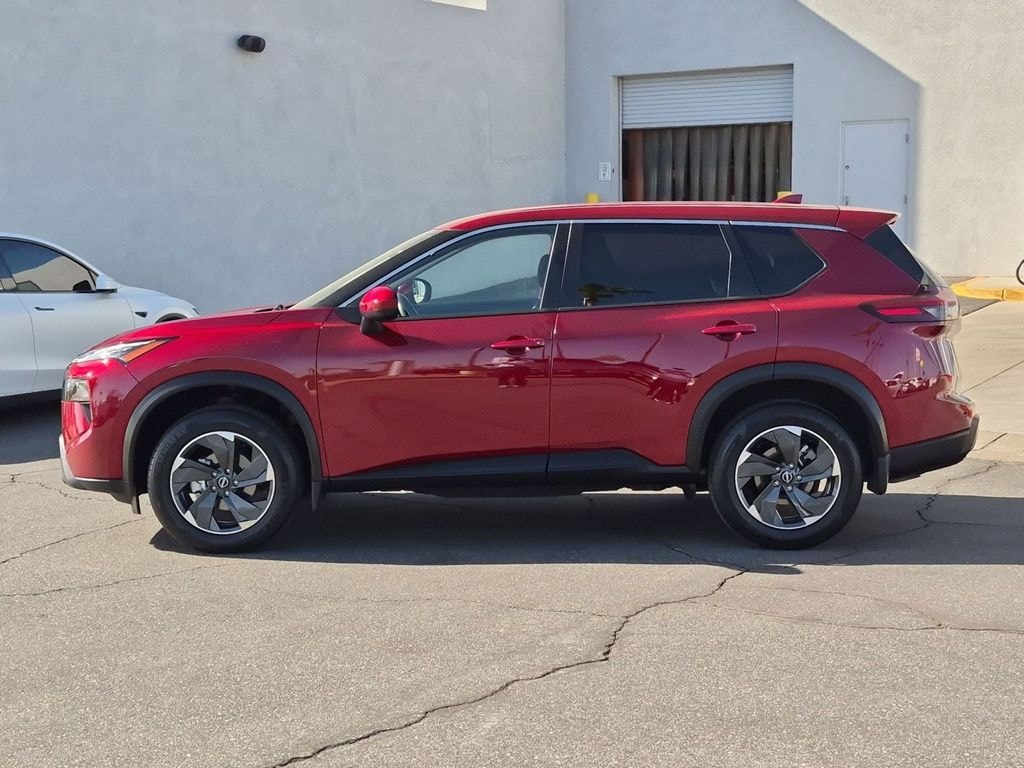 Used 2024 Nissan Rogue SV SUV