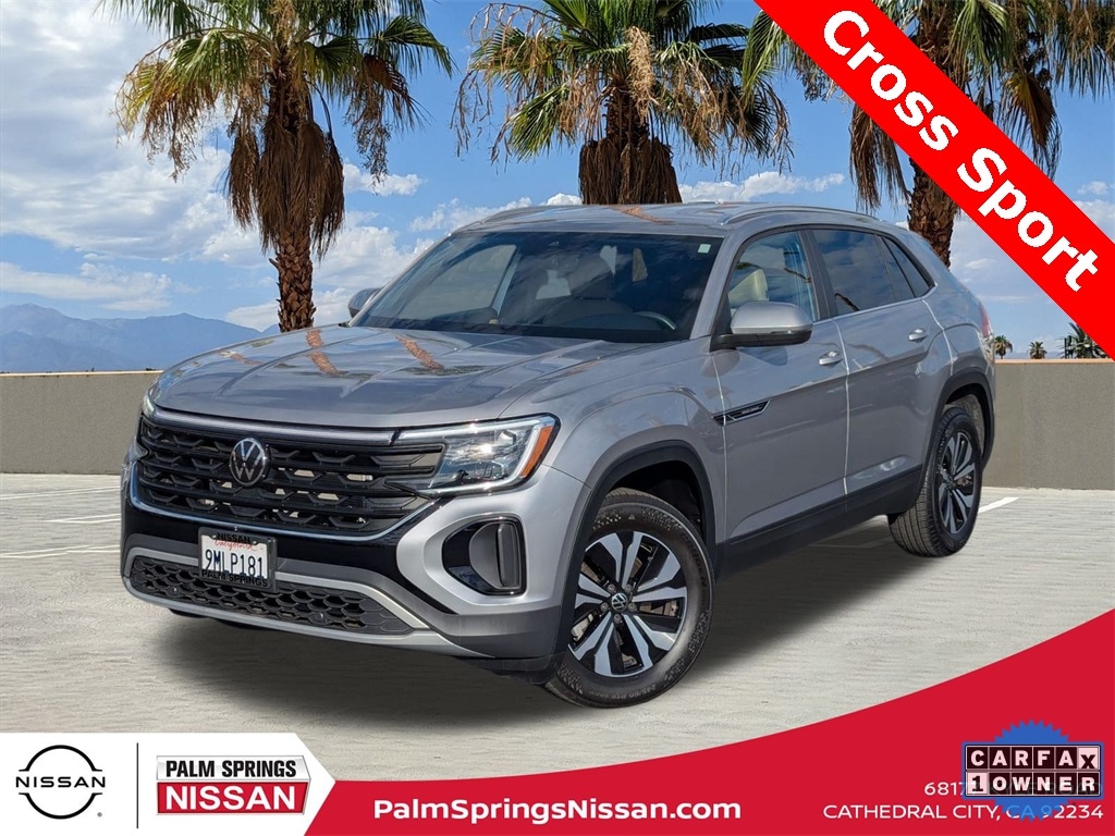 2024 Volkswagen Atlas Cross Sport SE's photo