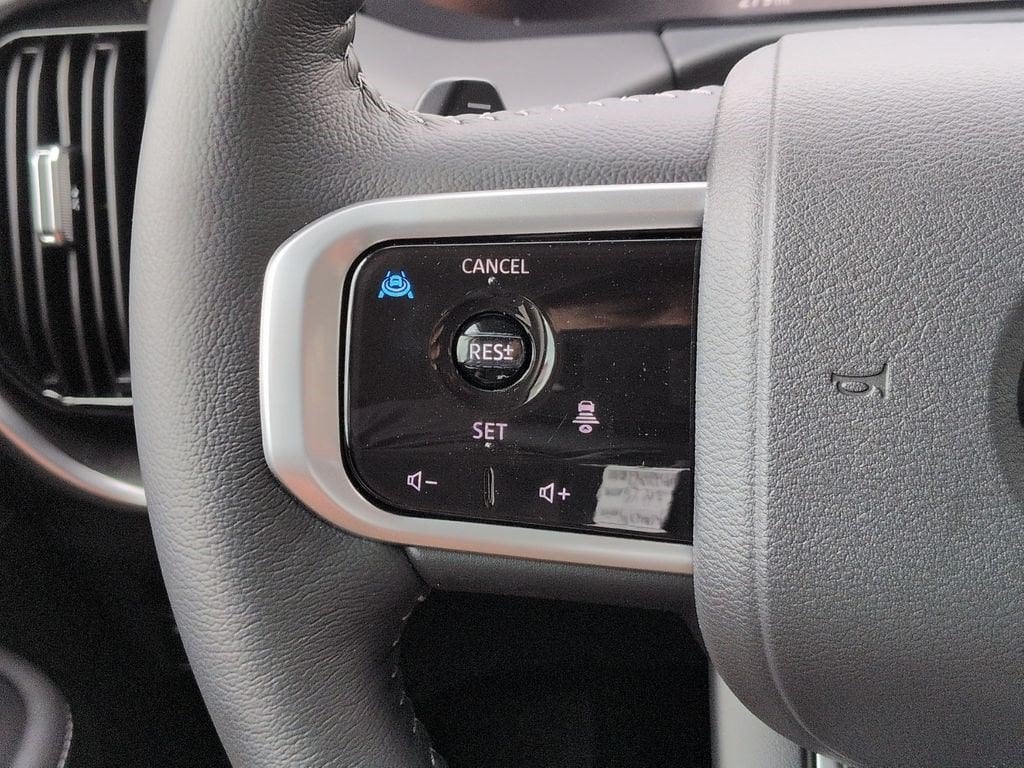 2026 Nissan Armada SV - Photo 14