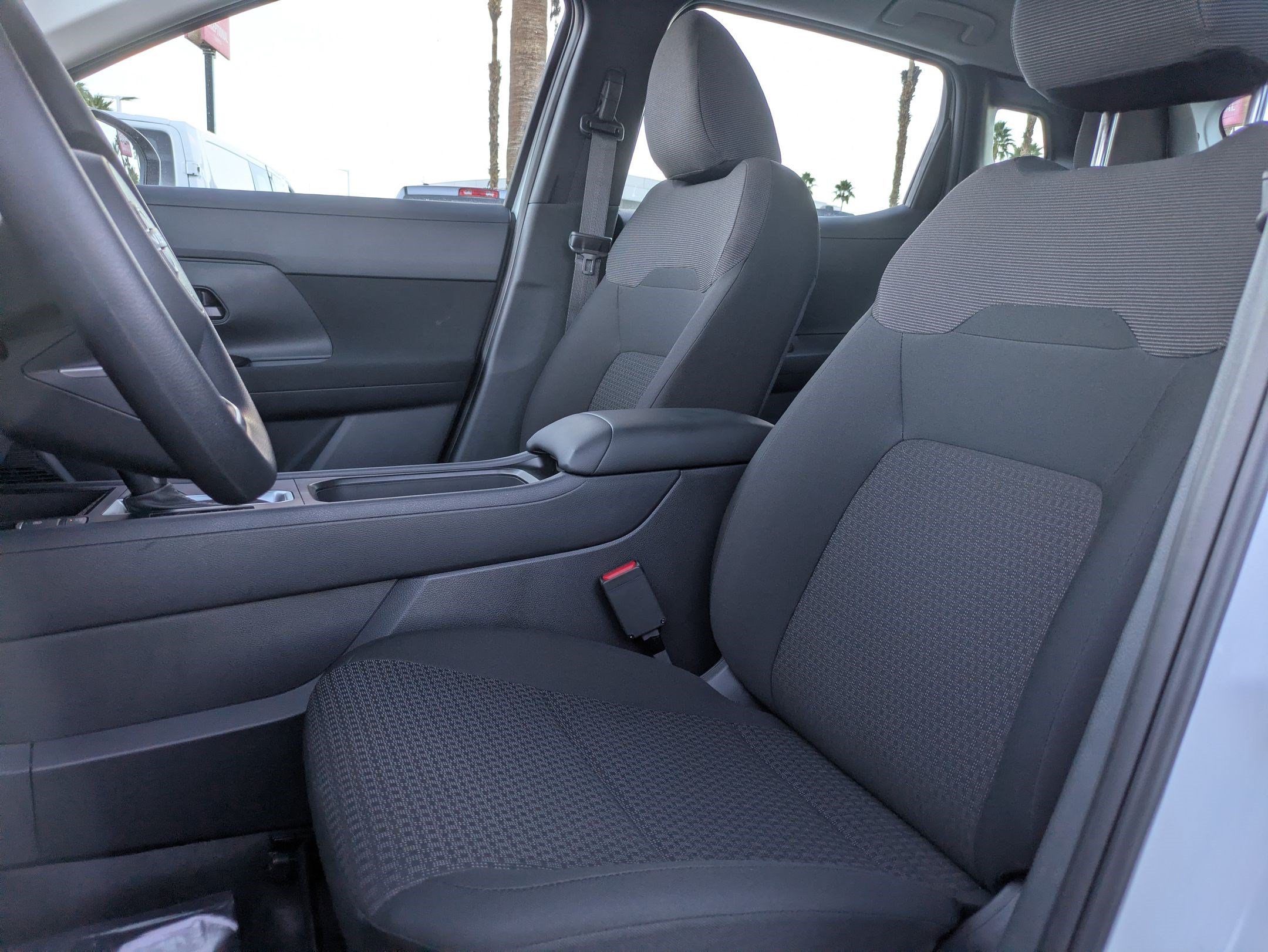 2026 Nissan KICKS S - Photo 12