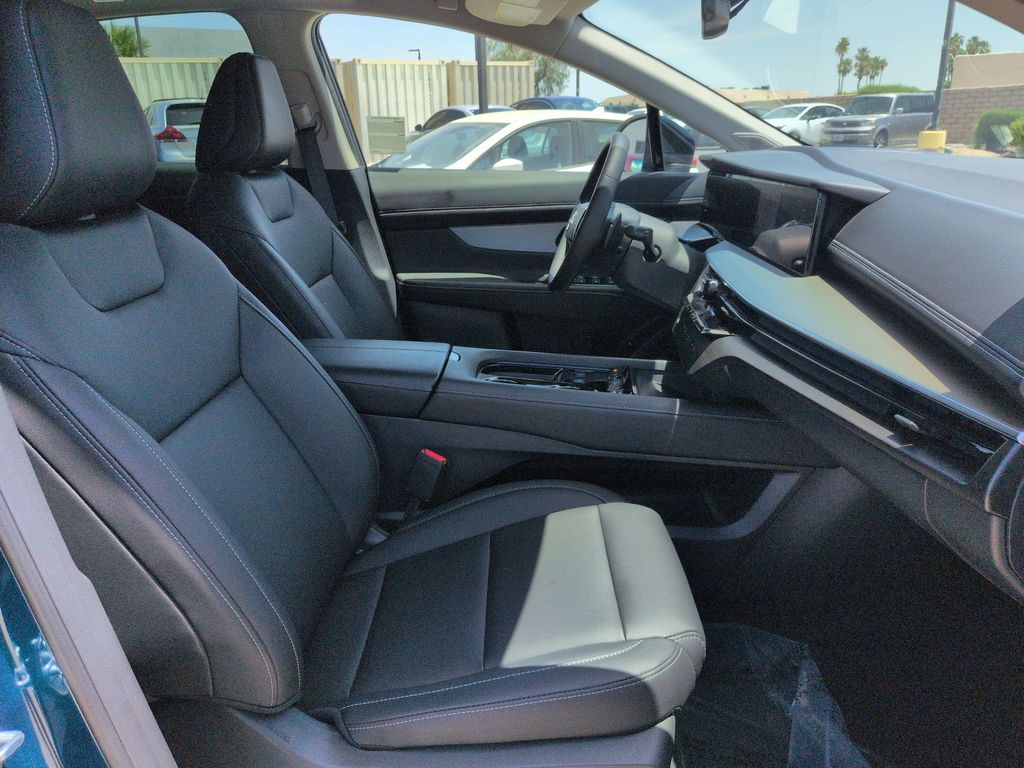 2025 Nissan Murano SL - Photo 17