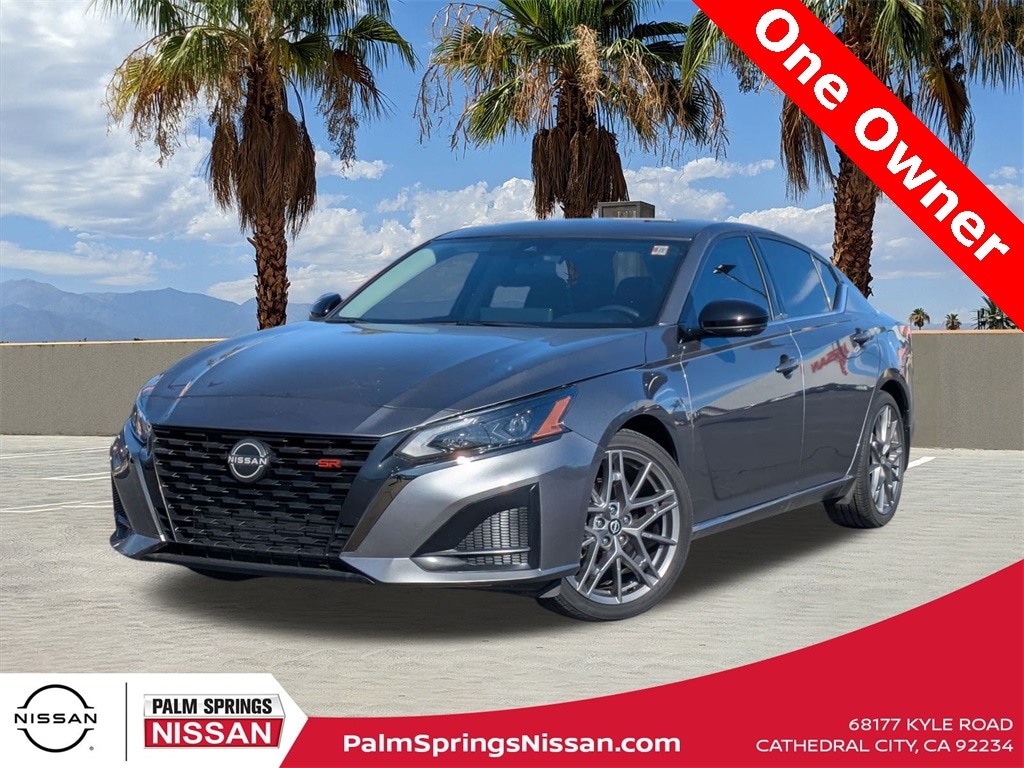 2024 Nissan Altima SR's photo
