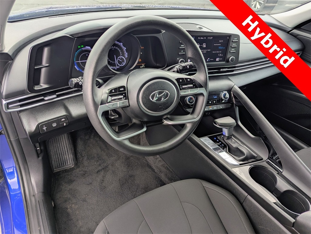 Used 2023 Hyundai Elantra Hybrid Blue Sedan