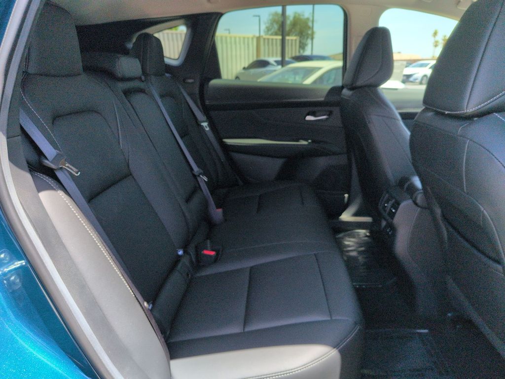 2025 Nissan Murano SL - Photo 16