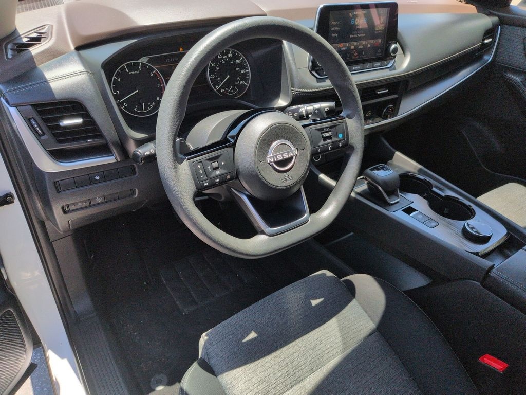 Used 2023 Nissan Rogue SV SUV