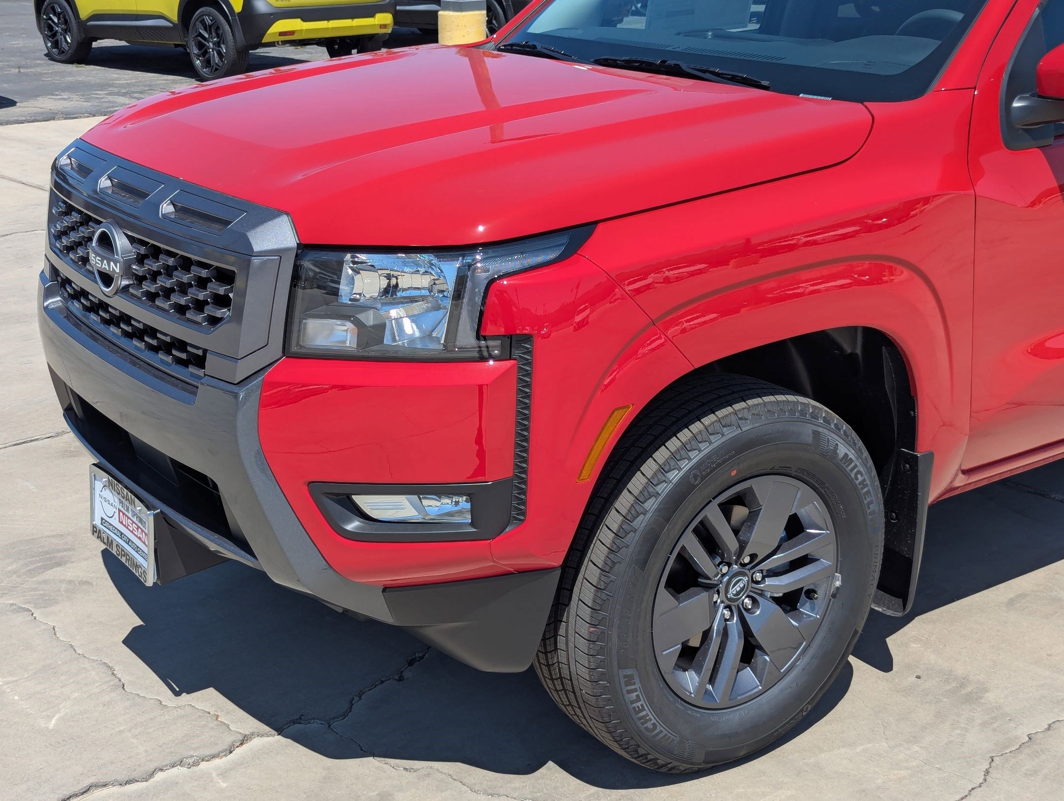 2025 Nissan Frontier SV - Photo 8