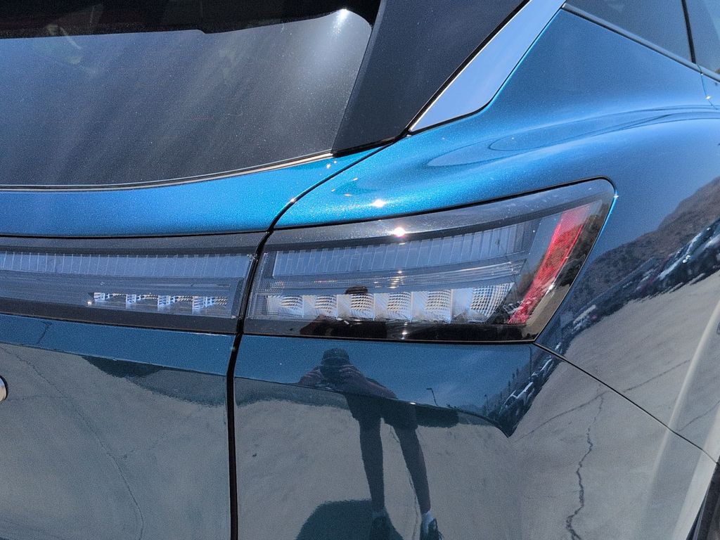 2025 Nissan Murano SL - Photo 11