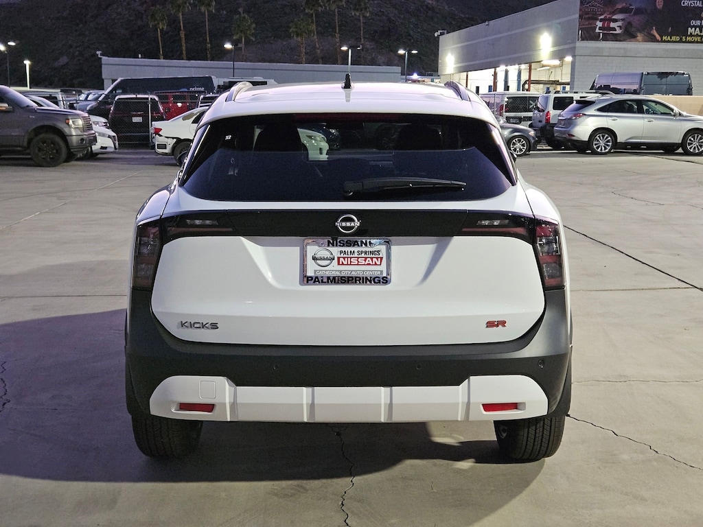 New 2026 Nissan Kicks SR SUV