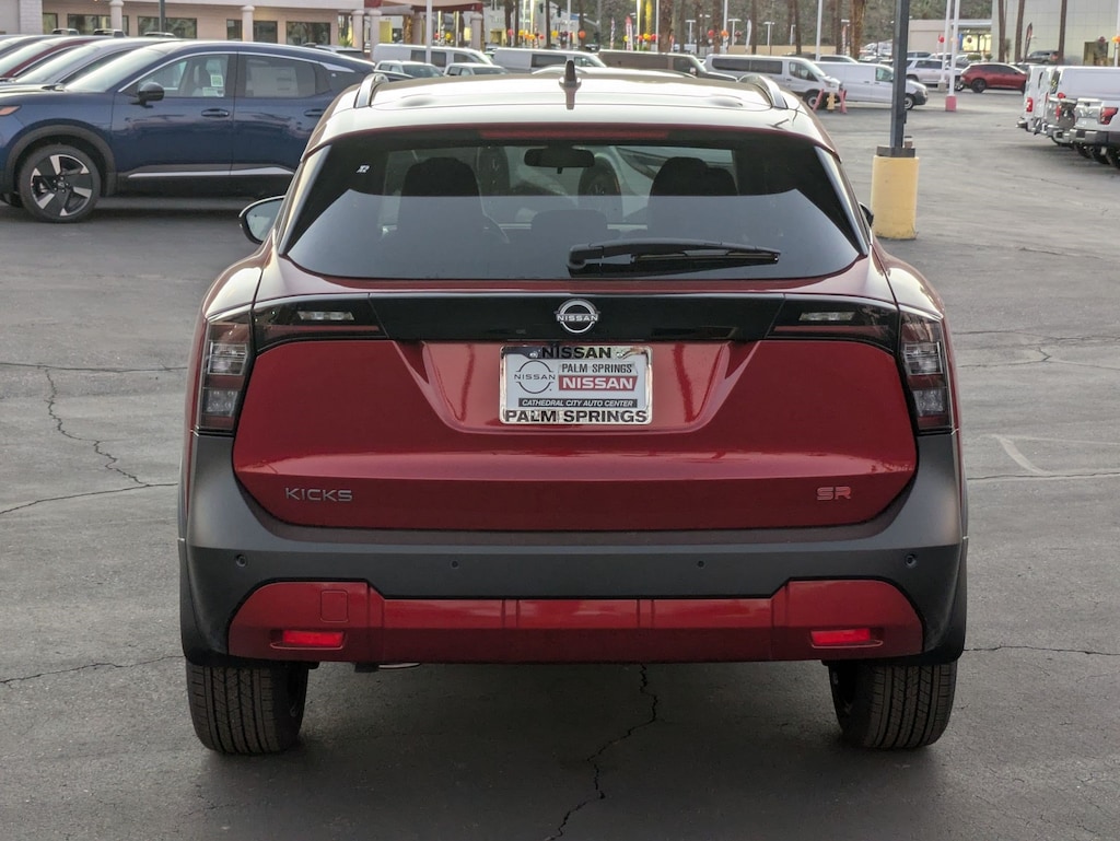 New 2026 Nissan Kicks SR SUV