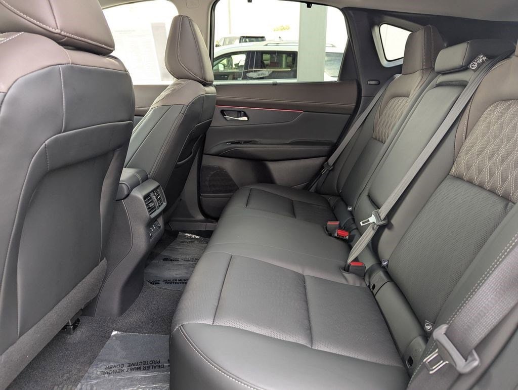 2025 Nissan Murano Platinum - Photo 12