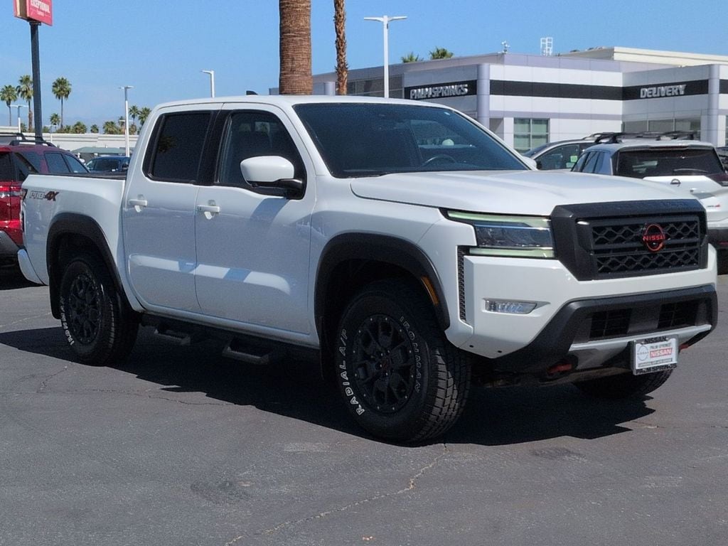 2023 Nissan Frontier PRO-4X photo 5